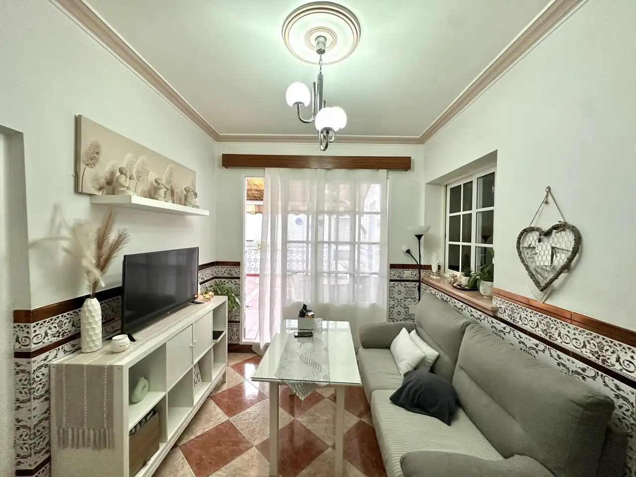 Living room of Ground floor for sale in Cuevas Bajas  with Private garden and Storage room