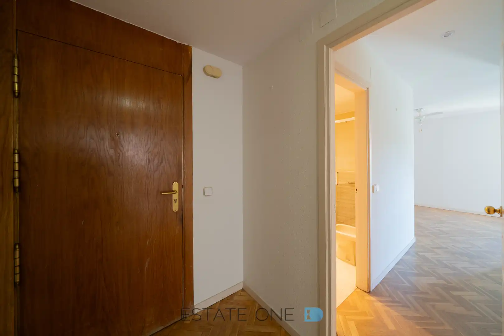 Piso en venta en Pozuelo de Alarcón con Calefacción, Jardín privado y Parquet