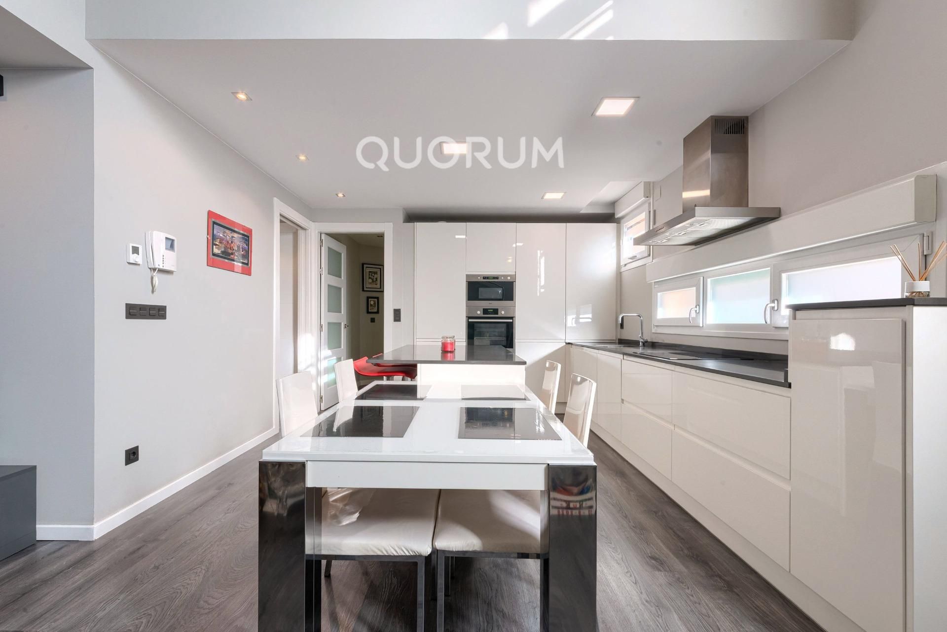 Kitchen of Flat for sale in Basauri   with Heating