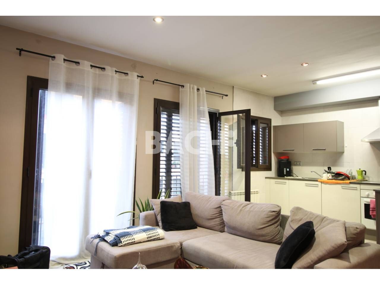 Living room of Flat for sale in Vic  with Heating