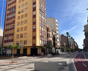 Vista exterior de Pis en venda en Castellón de la Plana / Castelló de la Plana amb Moblat