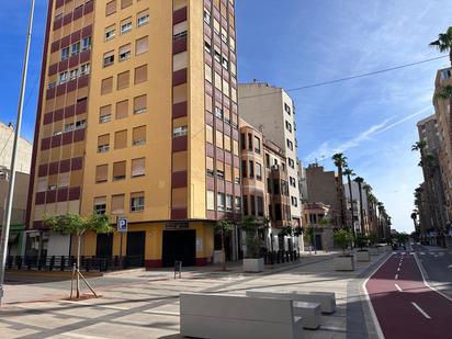 Vista exterior de Pis en venda en Castellón de la Plana / Castelló de la Plana