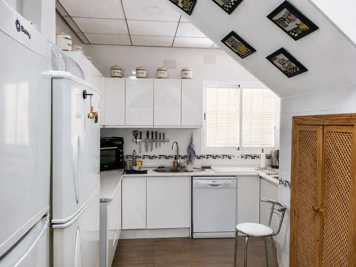 Kitchen of Flat for sale in Sevilla  with Private garden