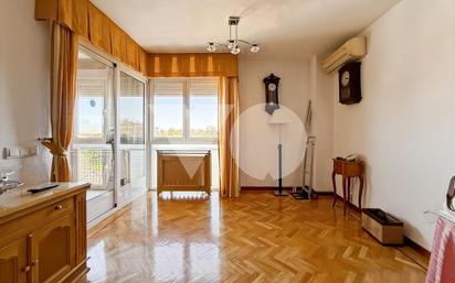 Bedroom of Flat for sale in  Madrid Capital  with Air Conditioner, Heating and Parquet flooring