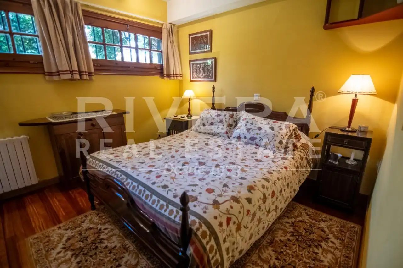 Habitación de Casa o chalet en venta en Vigo  con Calefacción, Jardín privado y Terraza