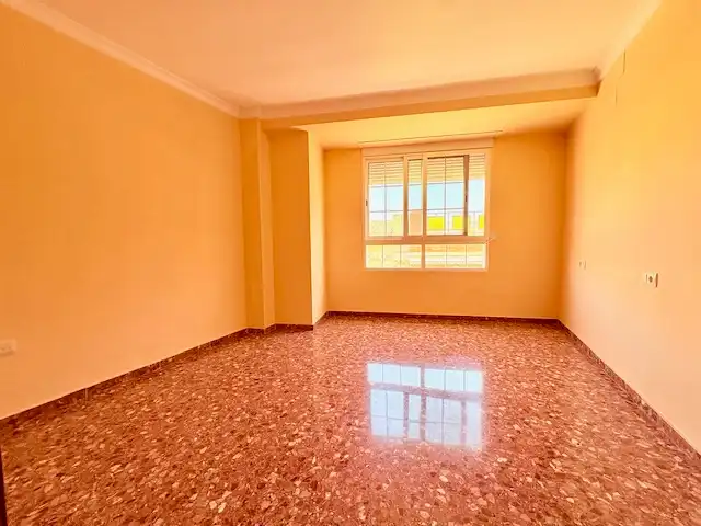 Bedroom of Flat for rent in Benaguasil  with Terrace, Oven and Microwave