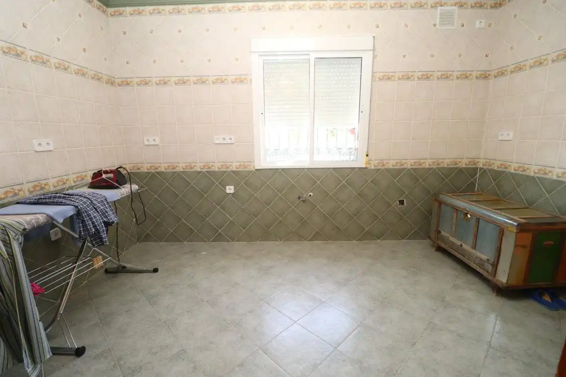 Cocina de Casa o chalet de alquiler en Guaro con Jardín privado, Terraza y Trastero