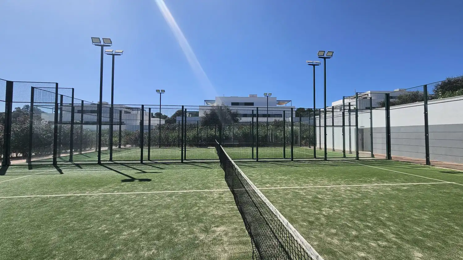 Vista exterior de Apartament de lloguer en Sotogrande amb Aire condicionat, Calefacció i Terrassa