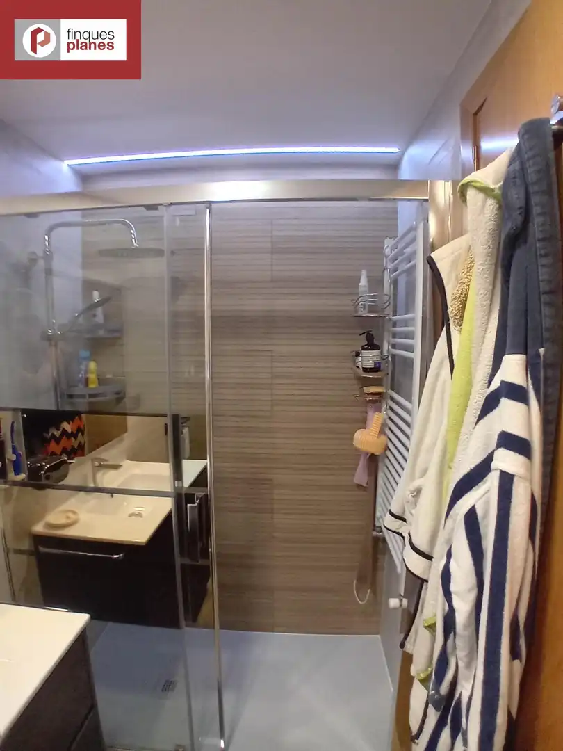 Baño de Piso en venta en Ribera d'Urgellet con Calefacción, Trastero y Amueblado