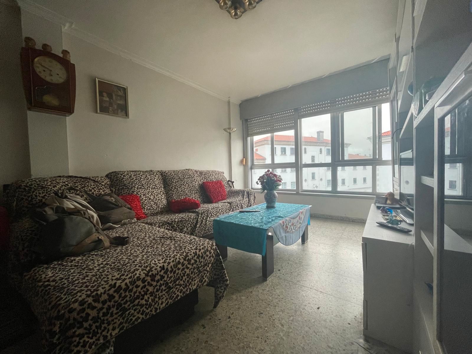 Flat for sale in Rúa das Ánimas, Esteiro