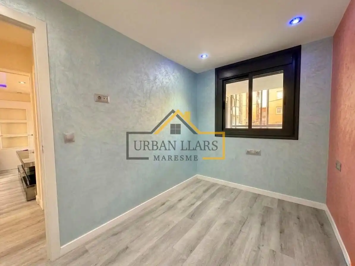 Habitación de Piso en venta en Mataró con Aire acondicionado y Balcón