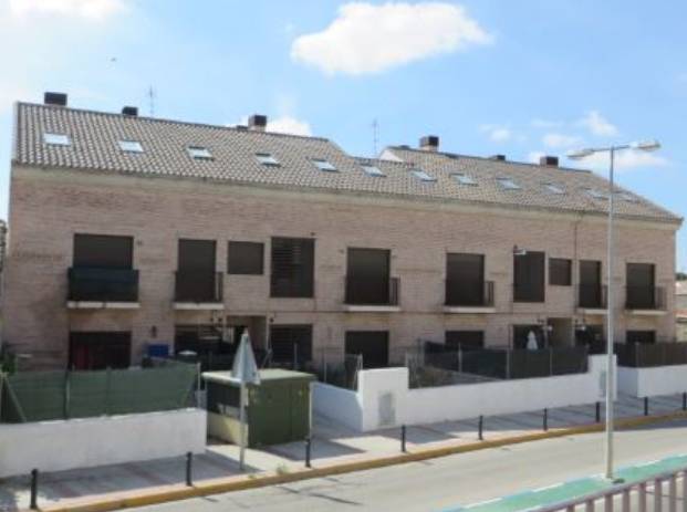 Piso en Venta en Villaluenga de la Sagra