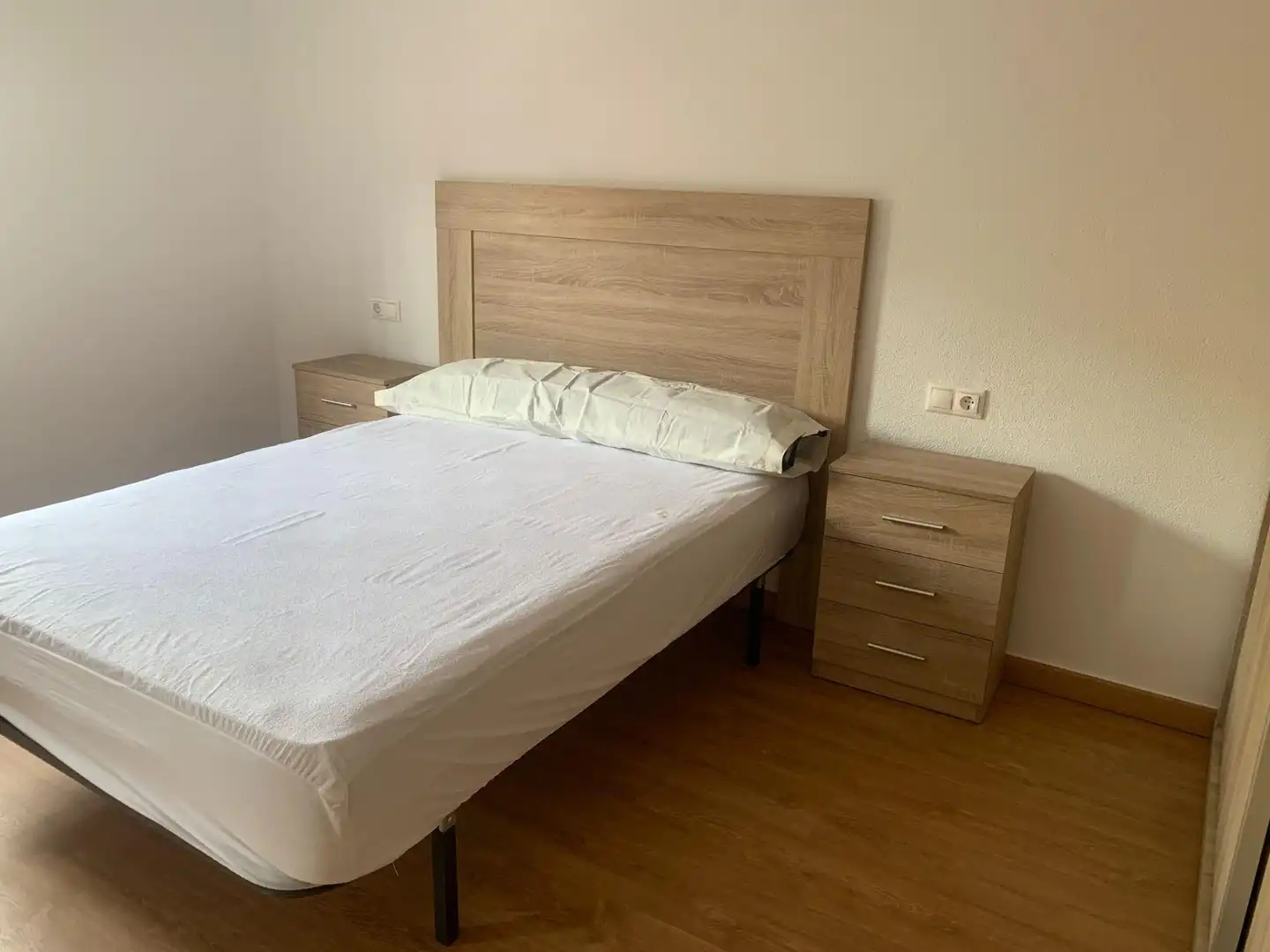 Bedroom of Flat for rent in Plasencia  with Furnished