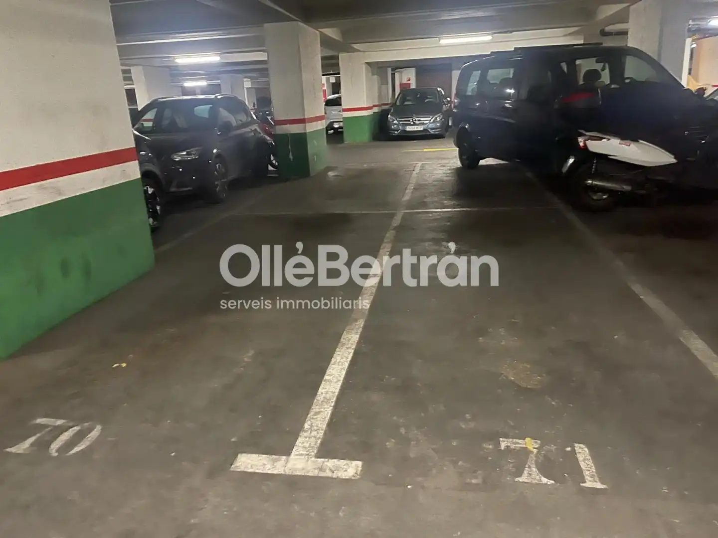 Parkplatz von Garage zum Verkauf in Barcelona