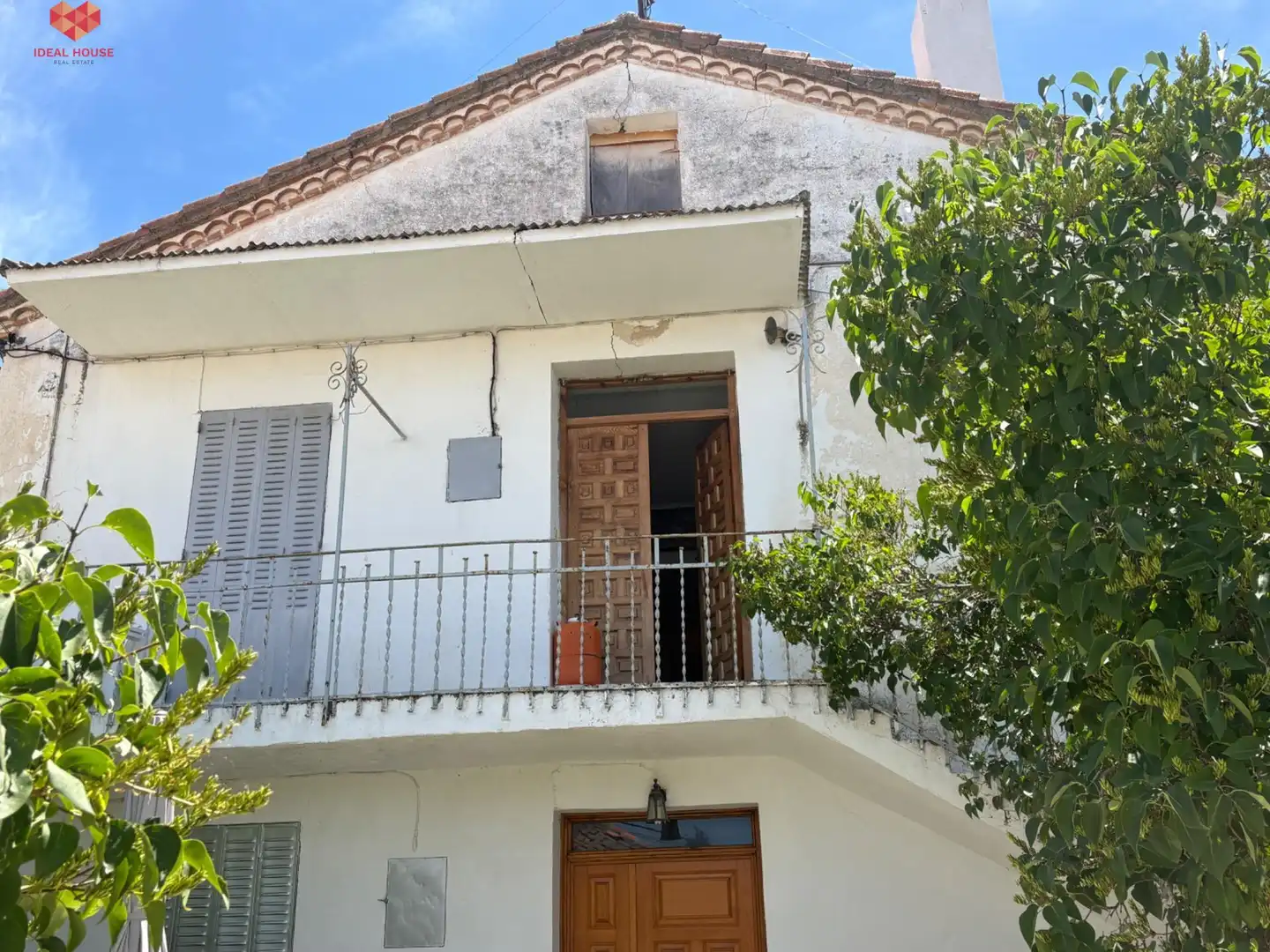 Vista exterior de Casa o chalet en venta en Otero de Herreros con Terraza, Amueblado y Balcón