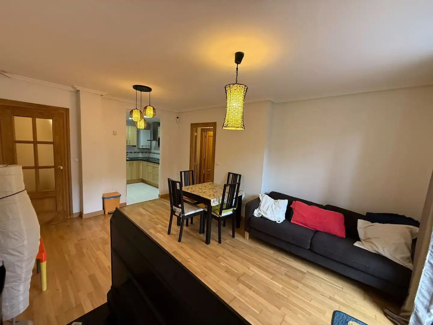 Piso en venta en Hazas de Cesto con Calefacción, Terraza y Piscina comunitaria