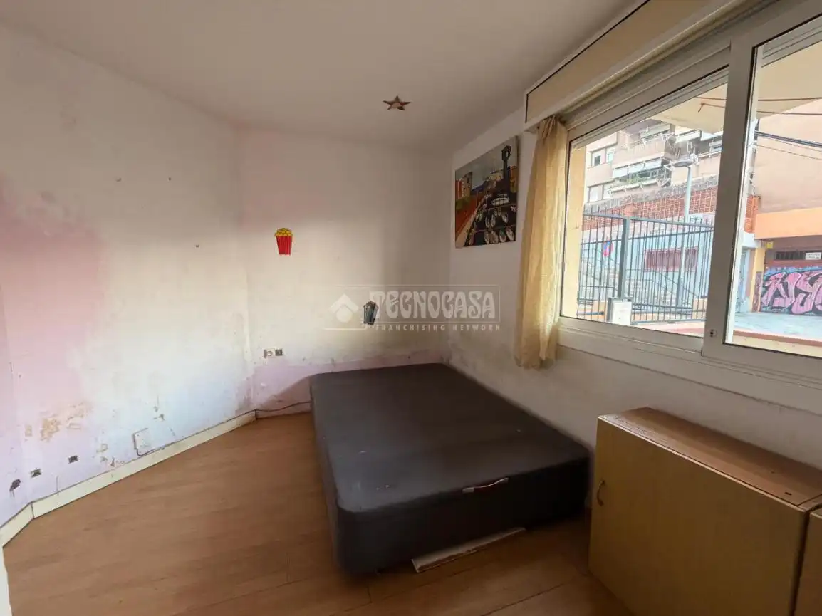 Bedroom of Study for sale in Barcelona  with Balcony and Community pool
