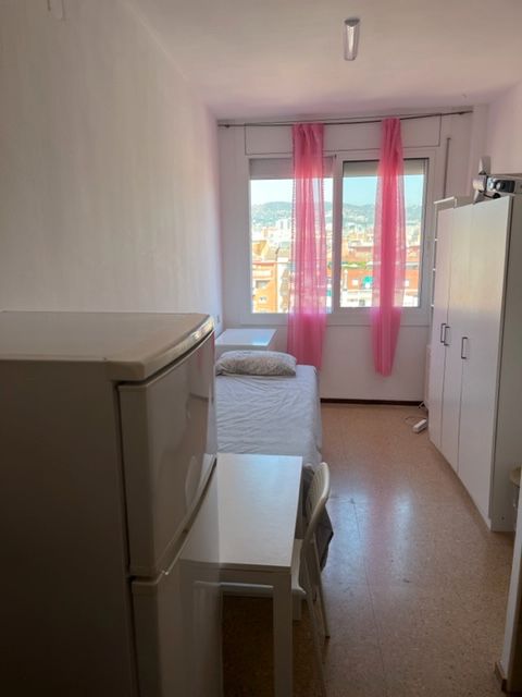 Estudi de lloguer a Gran Via de les Corts Catalanes, 275, Hostafrancs