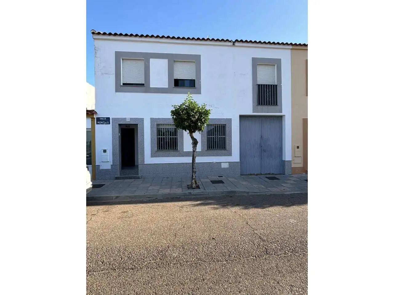 Vista exterior de Casa o chalet en venta en Valdelacalzada