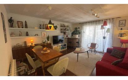 Living room of Flat for sale in Terrassa  with Air Conditioner and Balcony