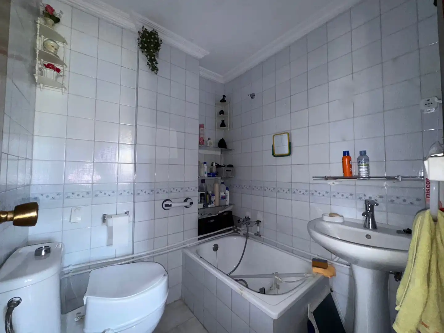 Baño de Piso en venta en Cáceres con Aire acondicionado, Terraza y Amueblado