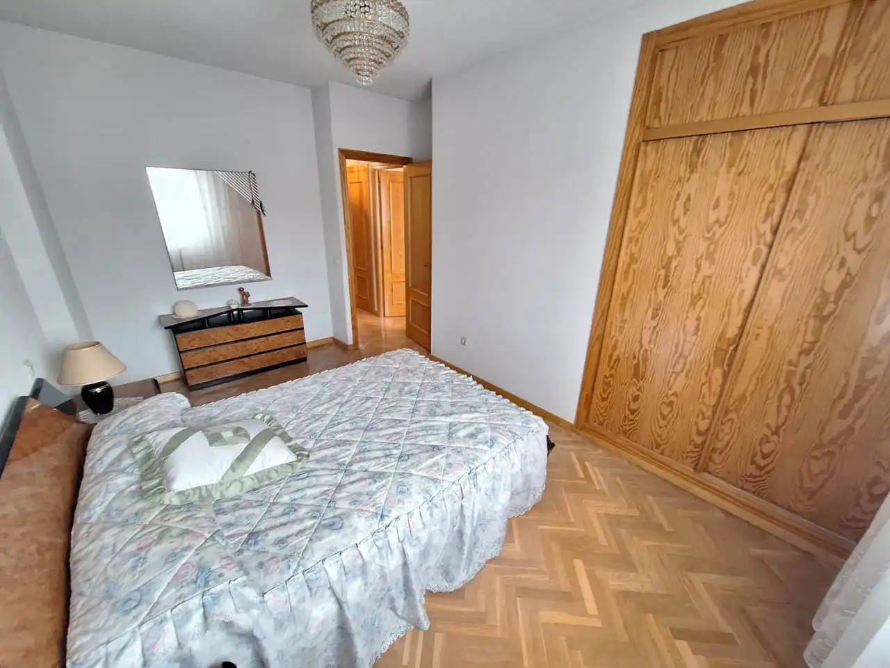 Dormitori de Casa adosada en venda en Fuenlabrada amb Calefacció i Jardí privat