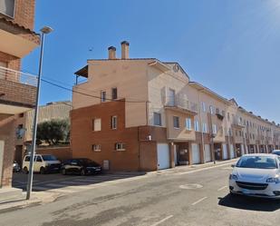 Exterior view of Single-family semi-detached for sale in Alpicat  with Heating, Terrace and Swimming Pool