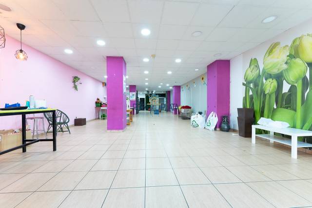 Local comercial en Alquiler en N-630, 39 en Las Viñas