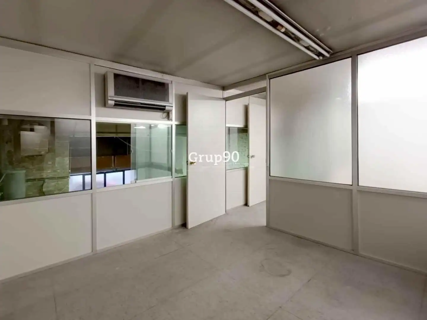 Local en venta en Lleida con Aire acondicionado