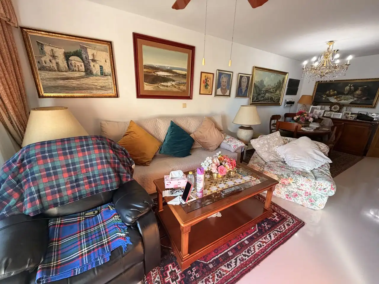 Sala de estar de Piso en venta en Alicante / Alacant con Terraza, Trastero y Piscina comunitaria