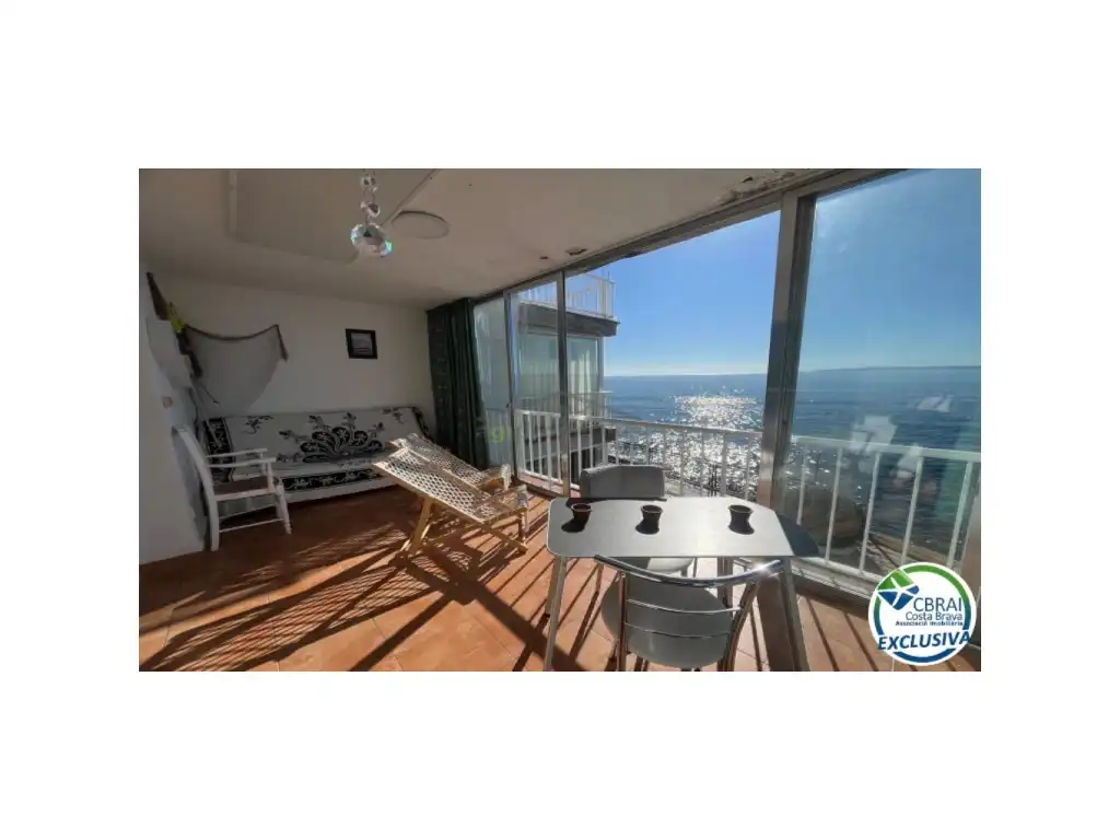Flat with lift for sale in Carretera De Canyelles 4