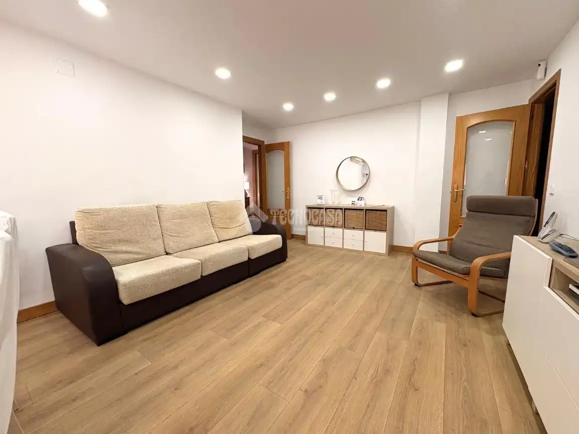 Piso en venta en Puerta del Ángel