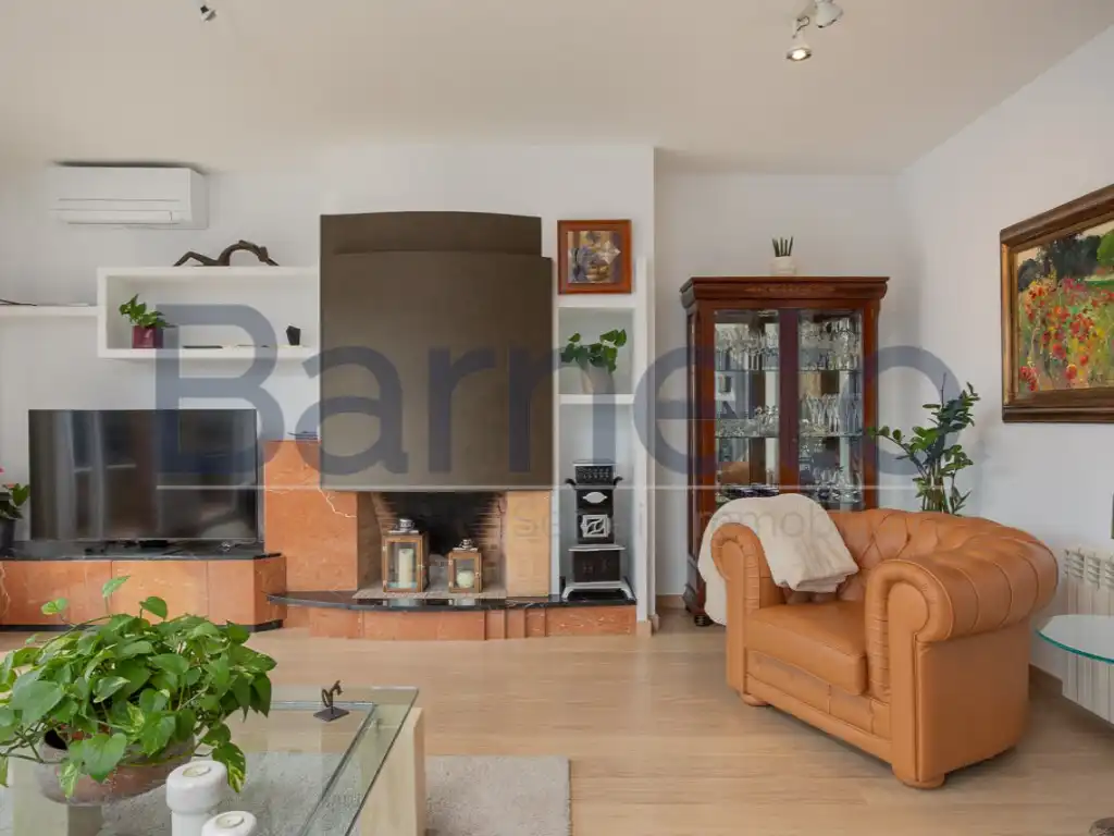 Living room of Houses for sale in Girona  with Air Conditioner