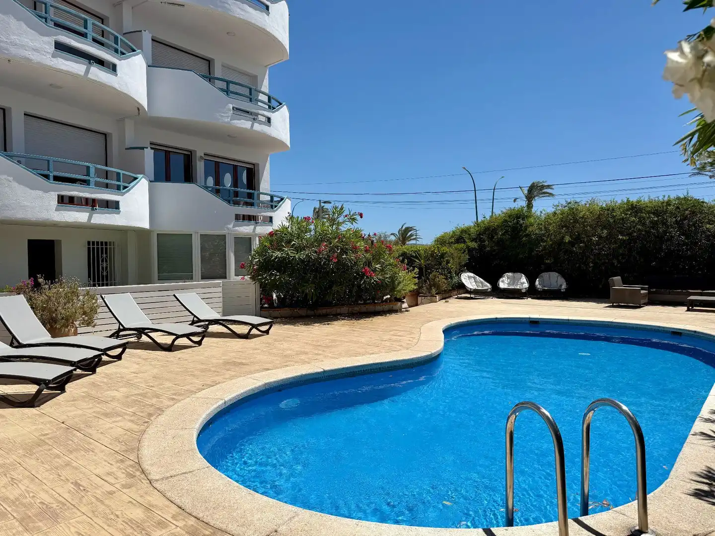 Piscina de Casa adosada en venda en Empuriabrava amb Aire condicionat, Terrassa i Moblat