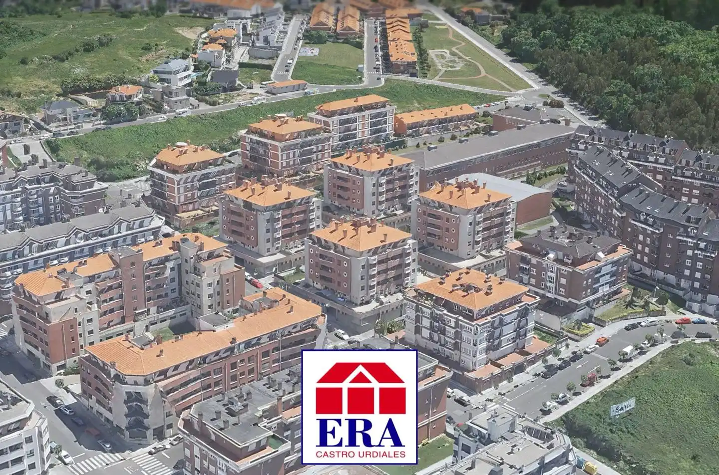 Exterior view of Flat for sale in Castro-Urdiales  with Heating, Parquet flooring and Terrace