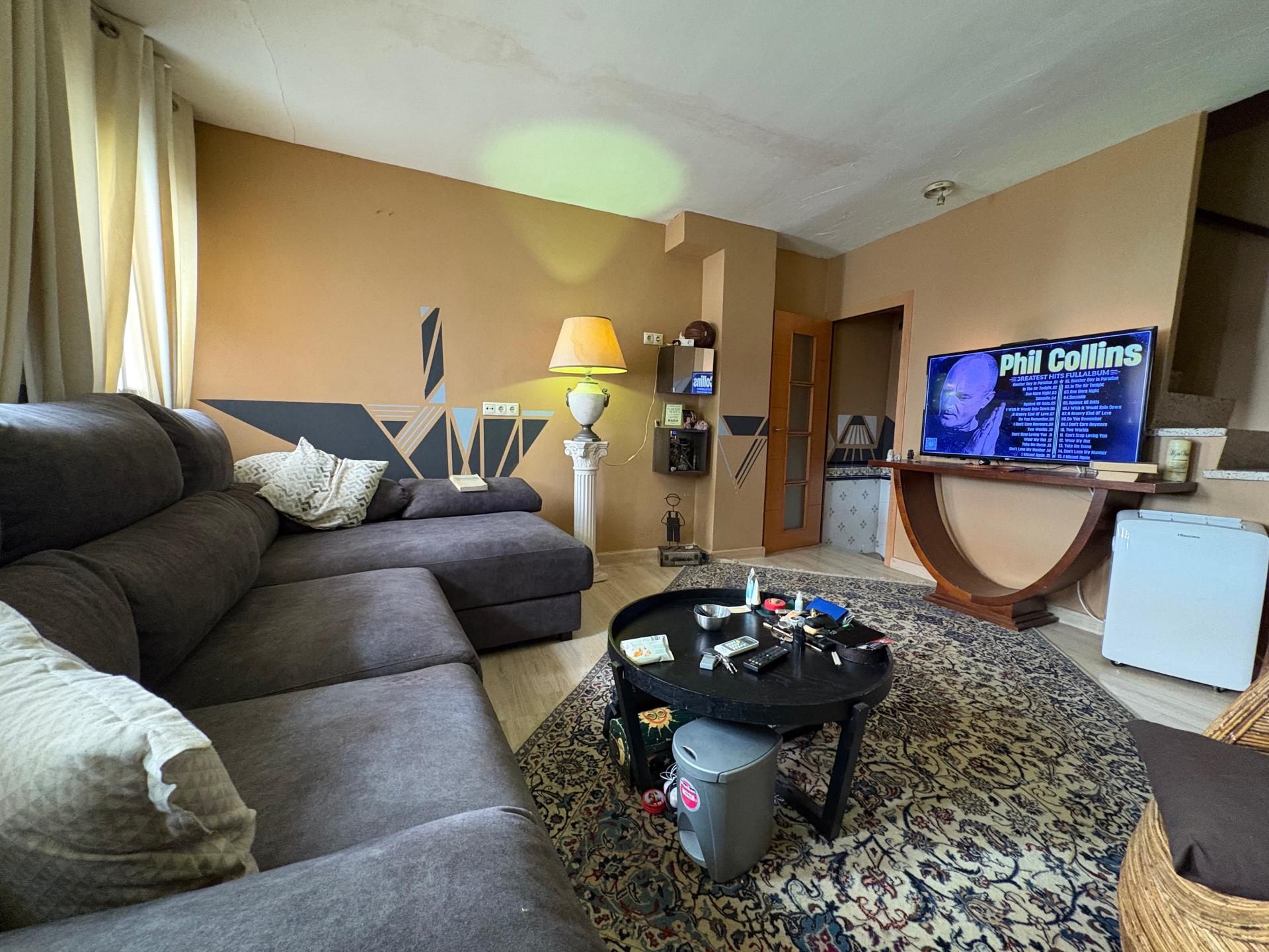 Sala de estar de Casa adosada en venta en Vinaròs con Calefacción y Balcón