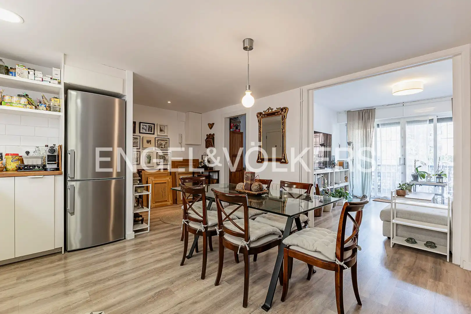 Comedor de Piso en venta en Barcelona con Calefacción, Parquet y Terraza