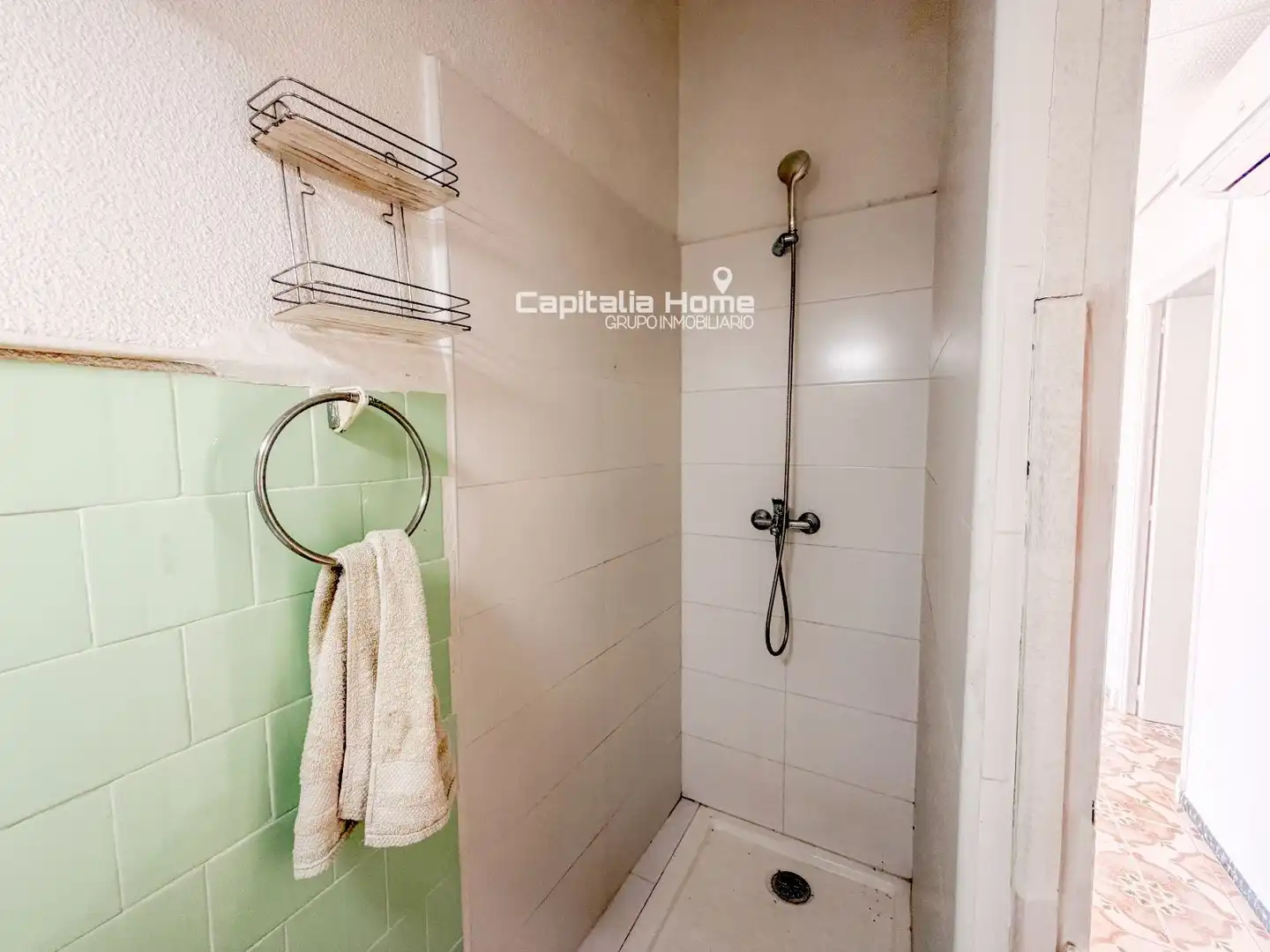 Badezimmer von Wohnung zum Verkauf in Santa Pola mit Terrasse, Abstellraum und Möbliert