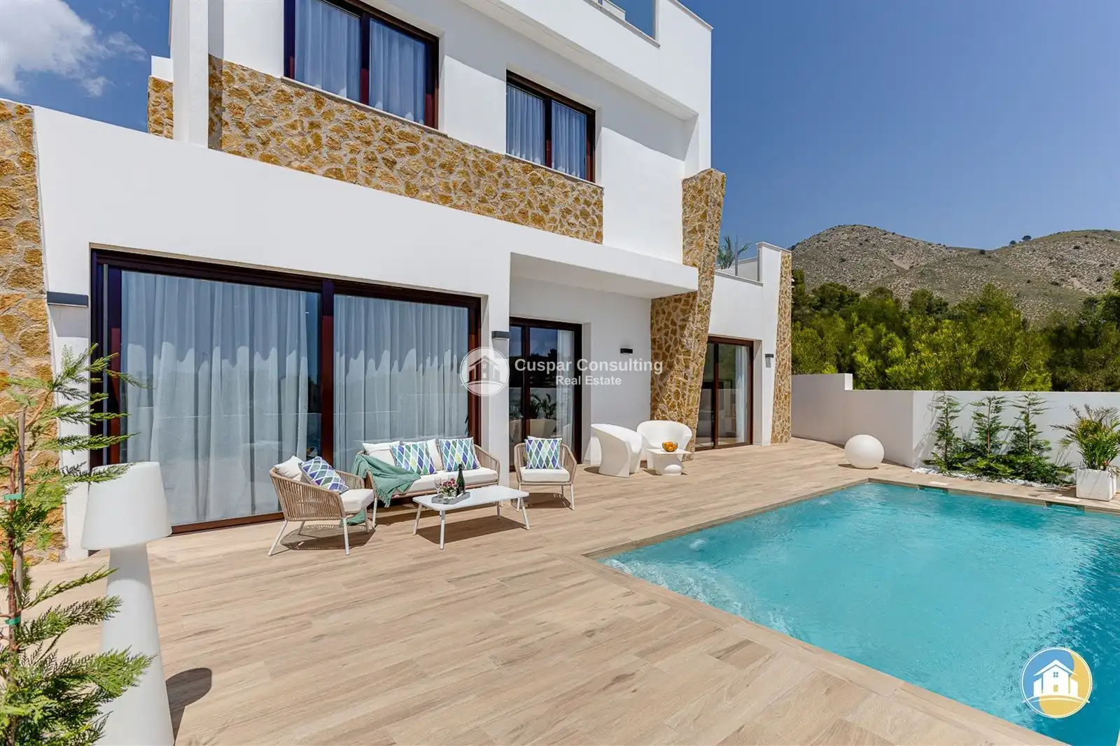 Chalet con piscina en venta en Cordoba, imagen 2