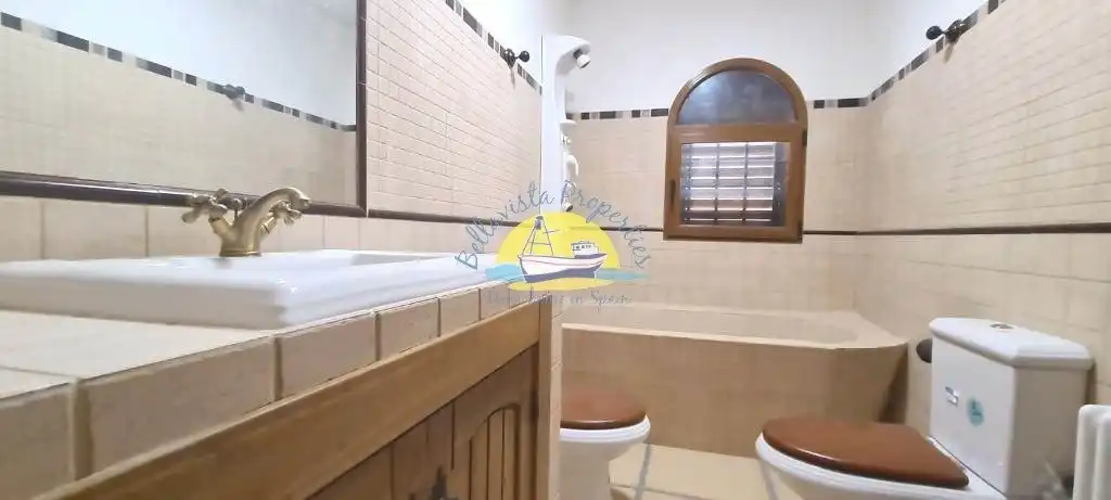 Badezimmer von Country house zum Verkauf in Cartagena mit Privatgarten, Schwimmbad und Möbliert