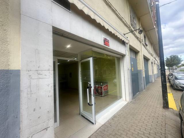 Local comercial en Alquiler en Avenida de Valvanera, 55 en Calahorra