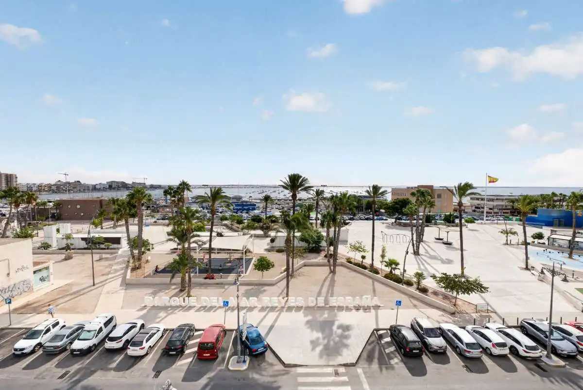 Parking de Ático en venta en San Pedro del Pinatar con Terraza, Trastero y Amueblado