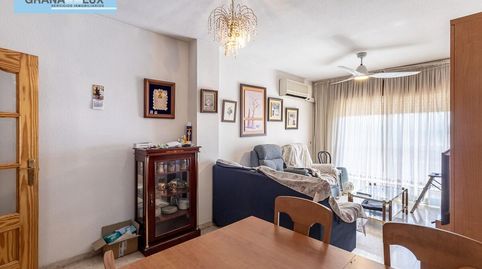 Traumatología zona. Piso 4 dormitorios, 2 baños. Calefacción central. Plaza de aparcamiento y trastero., imatge 3