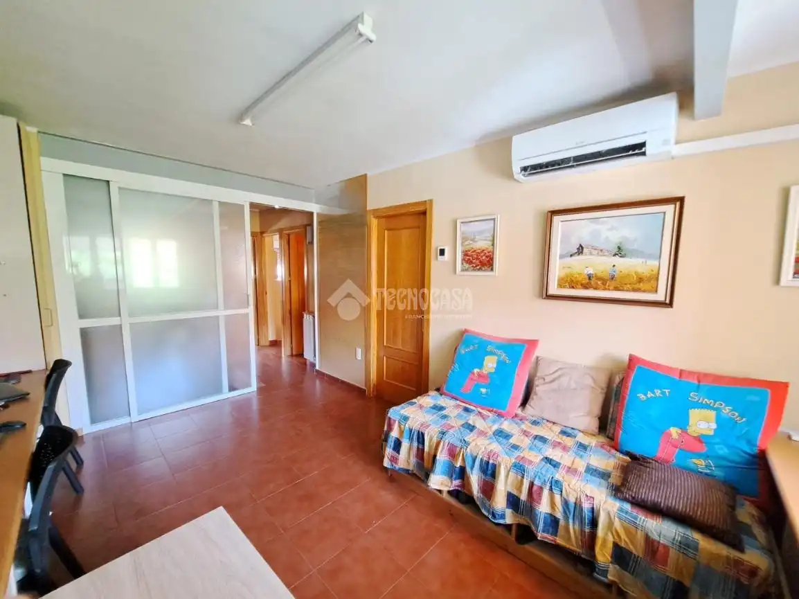Sala de estar de Casa adosada en venta en Parla con Aire acondicionado, Calefacción y Balcón