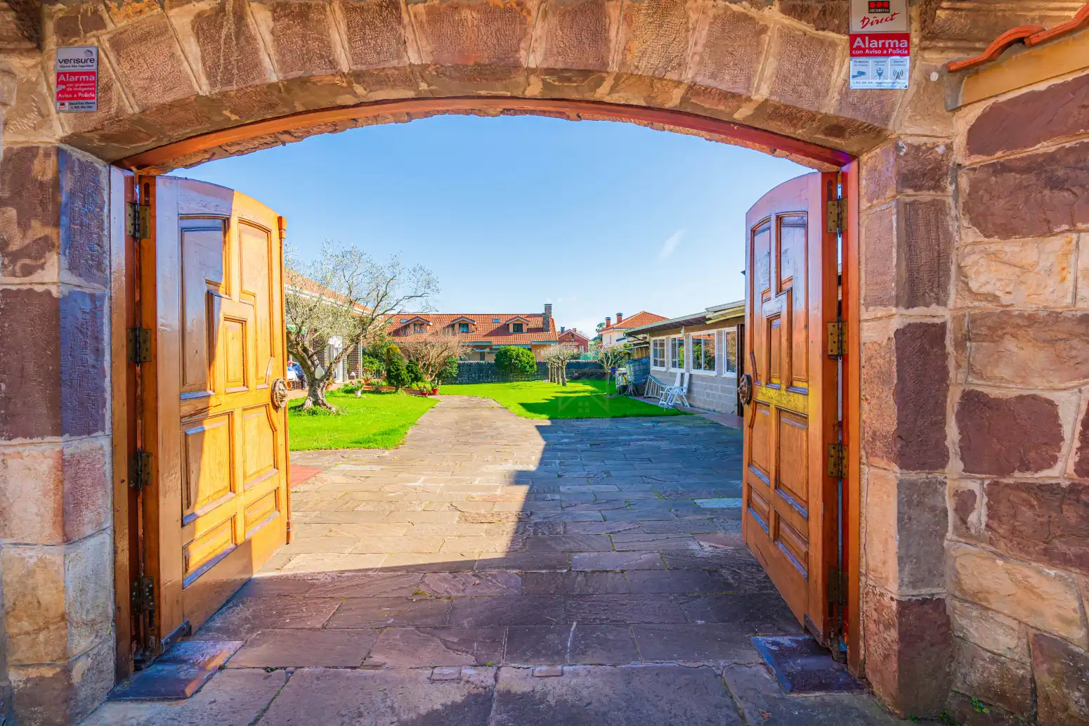 Jardí de Casa o xalet en venda en Camargo amb Calefacció, Parquet i Traster