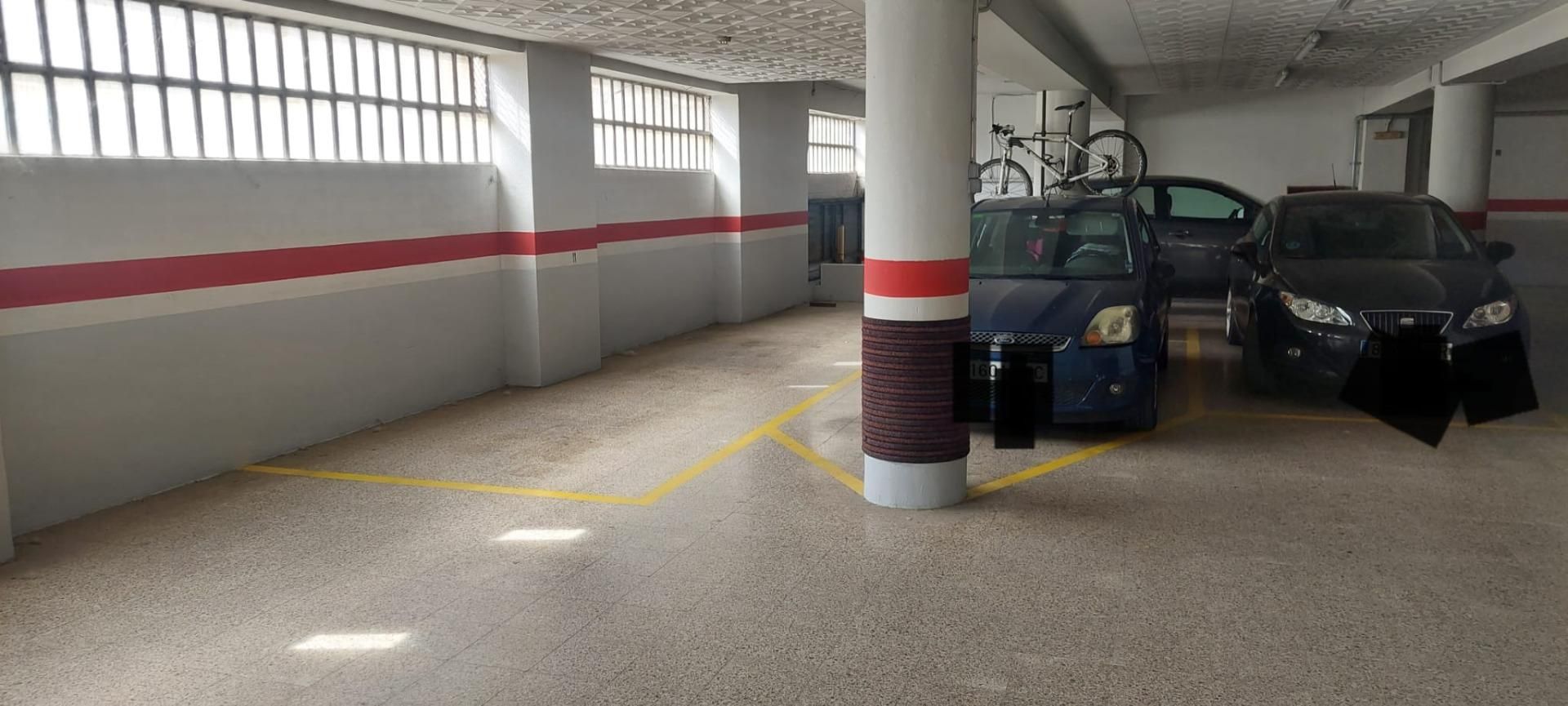 Parking of Garage to rent in Manresa