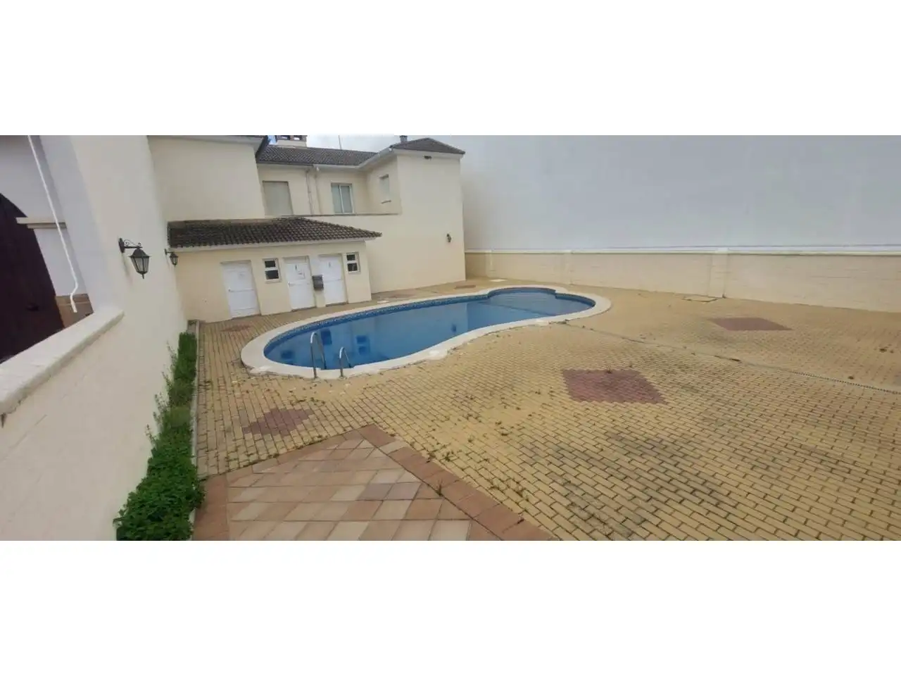 Adossat amb piscina en venda a Fuente de Piedra