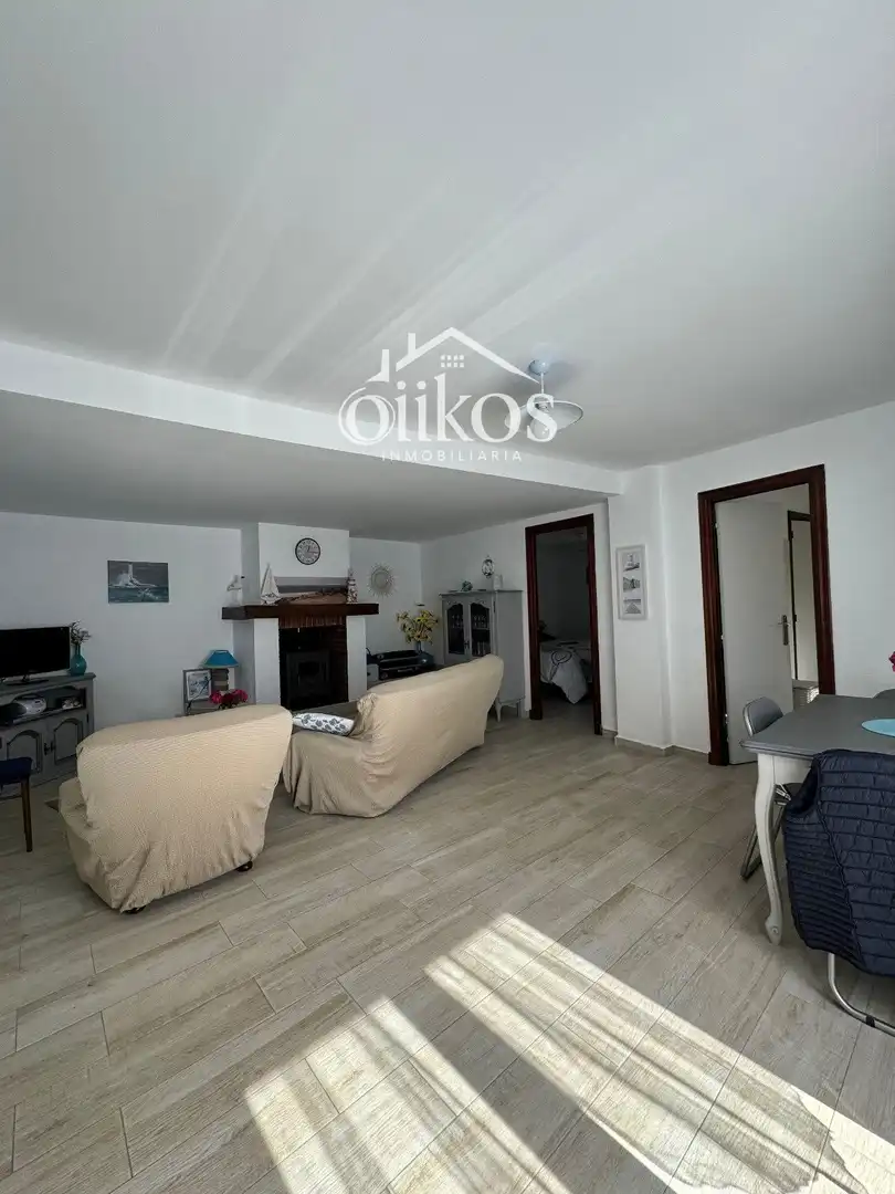 Living room of Houses for sale in San Felices de los Gallegos  with Heating, Parquet flooring and Swimming Pool