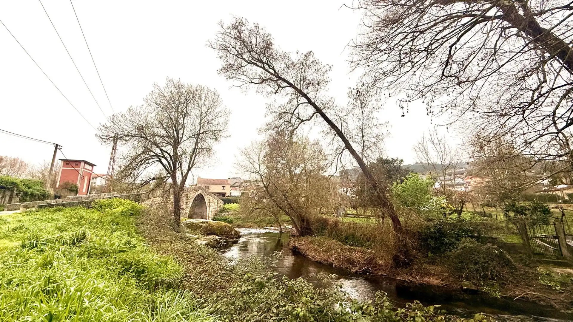 Außenansicht von Residential zum Verkauf in Ourense Capital 