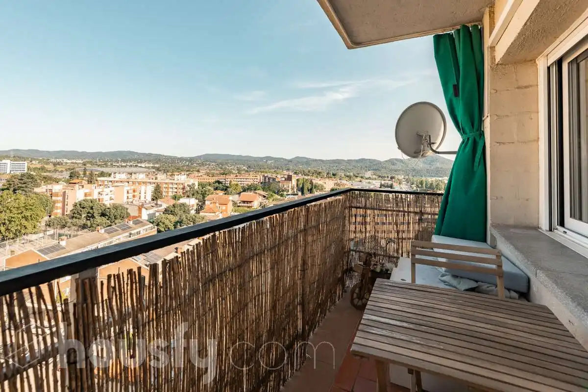 Terrasse von Wohnung zum Verkauf in Rubí mit Klimaanlage, Heizung und Parkett